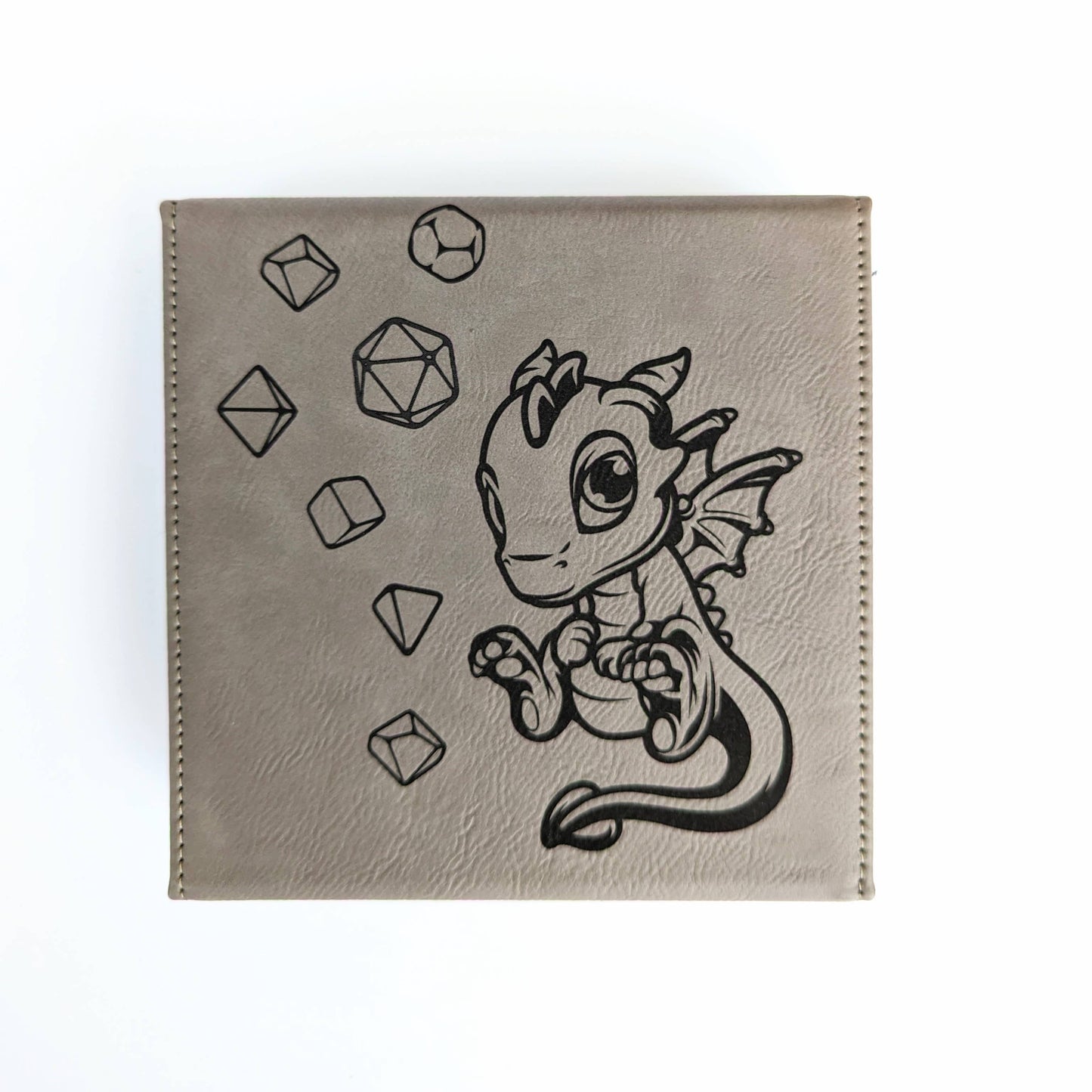 Adoragon - D&D - Vegan Leather Dice Box: Chestnut