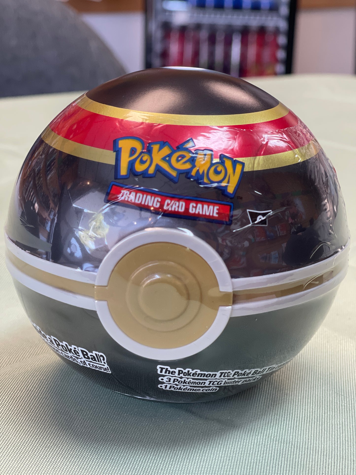 Pokèmon Ball Tin (Random Tin Color)